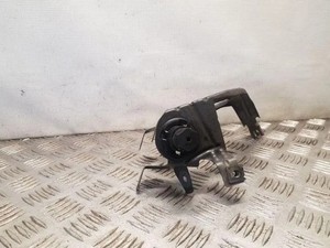 BMW 5 F10 Kotflügelhalter vorne links 718375204 2.00 Diesel 155kw 2012 25151826