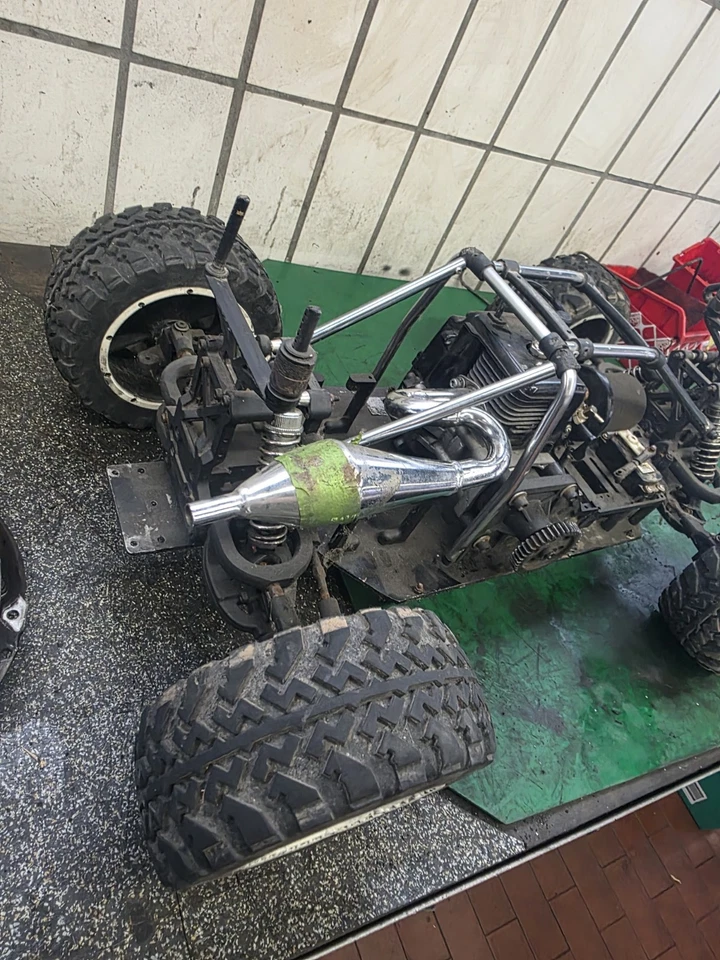 RC Modellauto 1:5 Oder 1:6 2takt Verbrenner REELY ( Dachbodenfund,defekt) - Bild 3 von 4