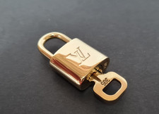 Lucchetto Louis Vuitton originale in ottone dorato con chiave - n. 305