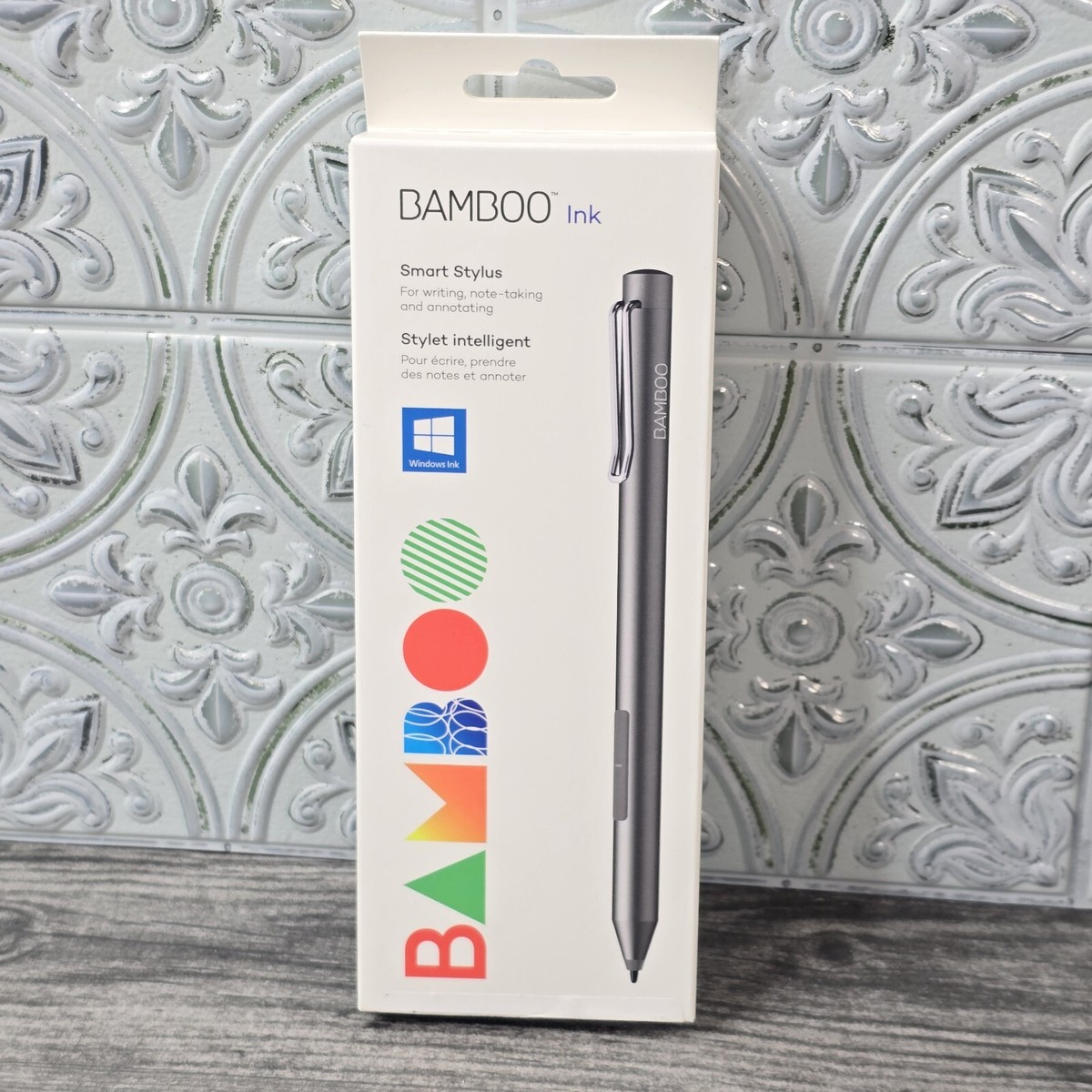 Wacom Stylus Under 200 WACOM Intuos Pen Bluetooth Medium, Black –