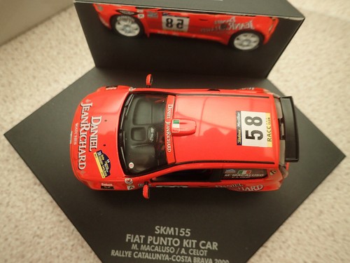 Vitesse SKID 1:43 SKM155 Fiat Punto Kit Coche Rallye Catalunya 2000 Sin Exhibición - Imagen 8 de 12