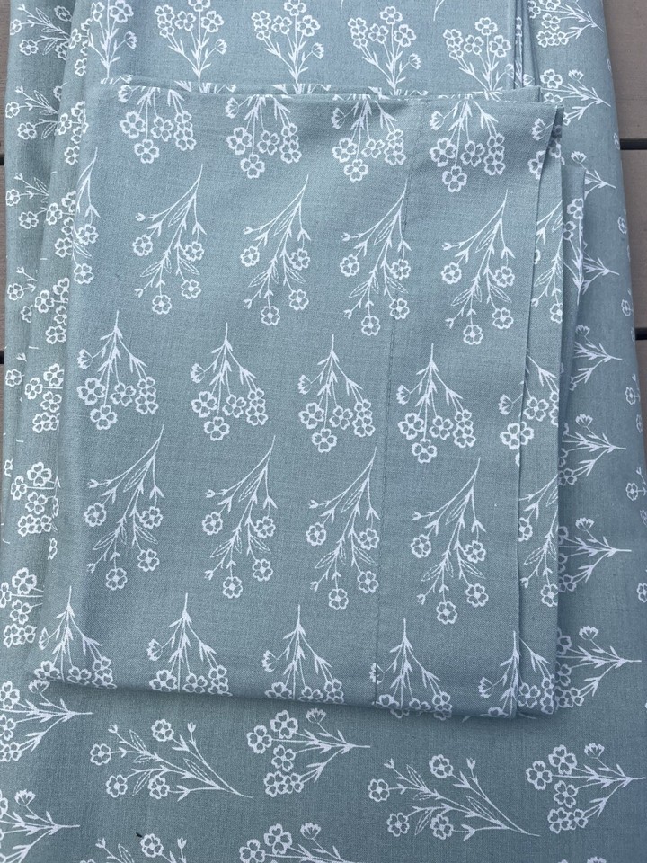 Marks & Spencer Sage Green Cotton Double Duvet Cover & 2 Pillowcases