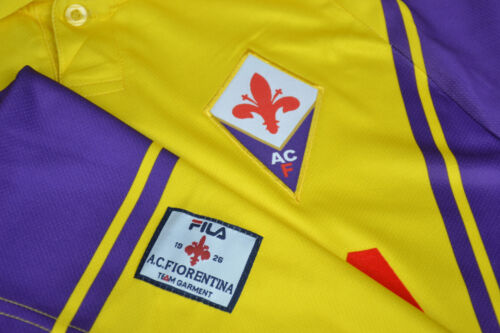 MAGLIA CALCIO RETRO BATISTUTA 9 FIORENTINA 3RD GIALLA CHAMPIONS STAGIONE 1999/00 - Foto 3 di 5