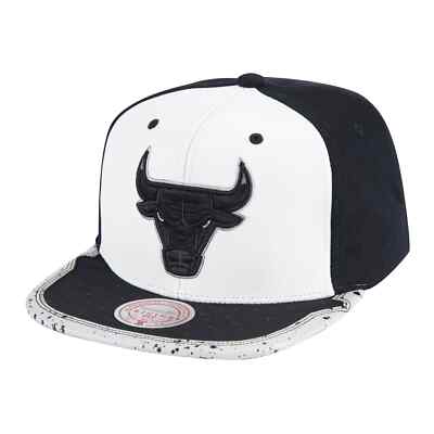[6HSSMM19226-CBUWHBK] MENS MITCHELL & NESS NBA CHICAGO BULLS DAY ONE SNAPBACK
