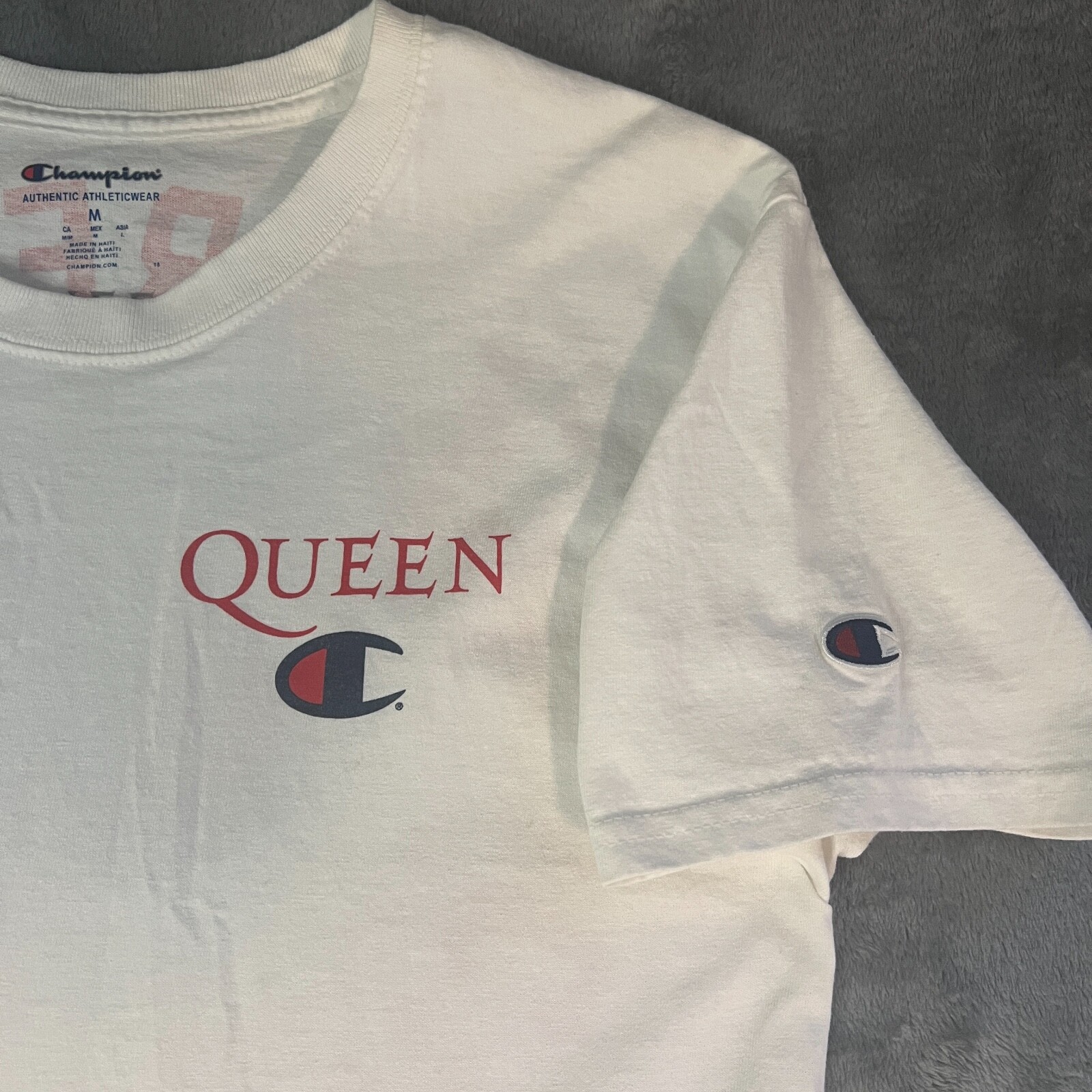 VINTAGE Champion Queen Shirt Adult Medium White We Are The Champions Rock RARE image 3