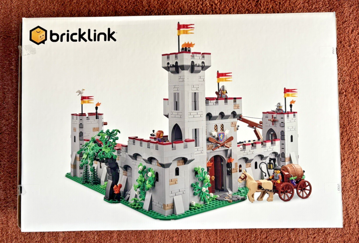LEGO 910047 Medieval Seaside Market Bricklink Designer Series NEW IN HAND