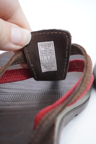 Chanclas de tanga Chaco Sway Ecotread para mujer talla 8 florales rojas/marrones al aire libre - Imagen 5 de 6