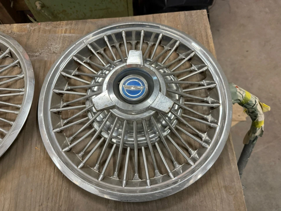 1965 1966 1967 Ford Mustang Fairlane Falcon Mercury 14" Wire Hubcaps Set of 4 - Image 4 of 4