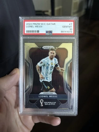 2022 Panini Prizm World Cup Qatar - Signatures Lionel Messi Silver Prizm PSA 10