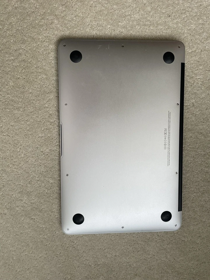 Apple MacBook Air 11", Intel Core i5, 1.7GHz, 2012, 128GB SSD, 4GB RAM, A1465 - Image 4 of 4