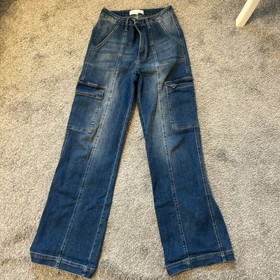 Size 5/27; high-waisted, wide-leg blue denim cargo pants with a relaxed fit