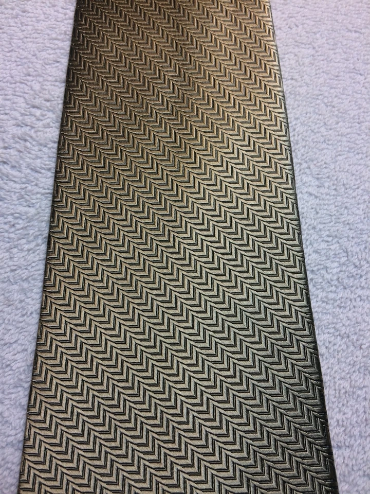 CORBATA CROFT AND BARROW PARA HOMBRE 4 X 59 DORADA  Foto 2 de 3