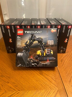 LEGO TECHNIC: Heavy-Duty Excavator (42121)