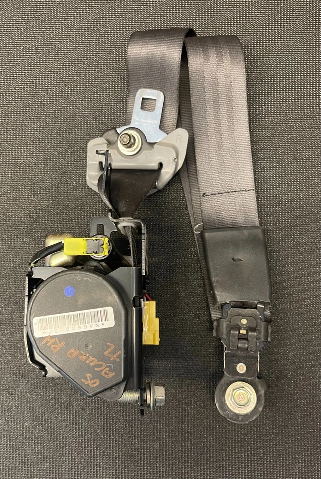 2004 2005 2006 2007 2008 Acura TL Front Right Passenger Side Seat Belt BLACK OEM - Image 4 of 4