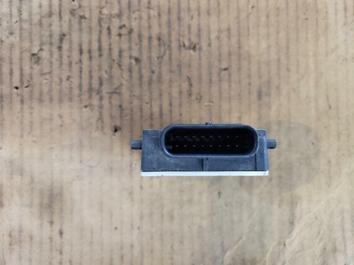 18 19 BMW 750i Right Radar Unit, Blind Spot Alert ID# 66326877646 - Picture 3 of 5