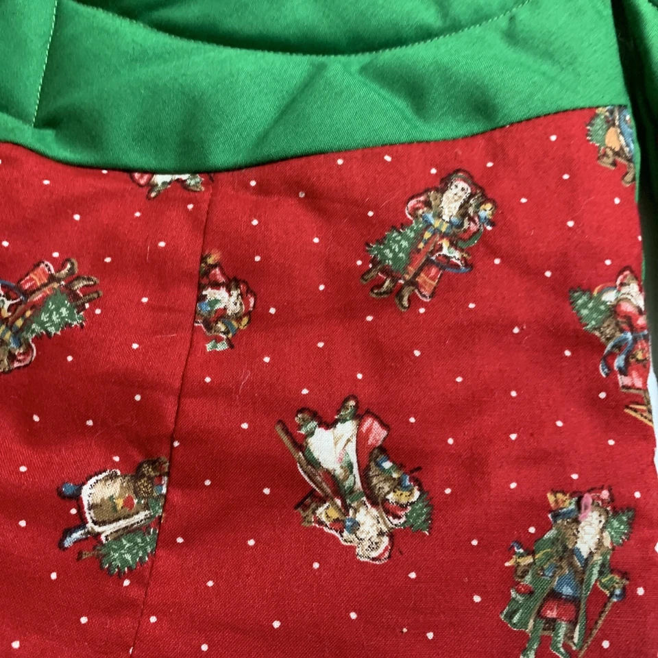 Vtg Christmas Tree Skirt Patchwork Quilted 50” Red Green Tree Shape Quilting EUC - Image 2 of 4