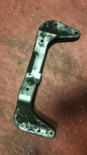 BMW E36 318TDS M41 Getriebeträger 1141833