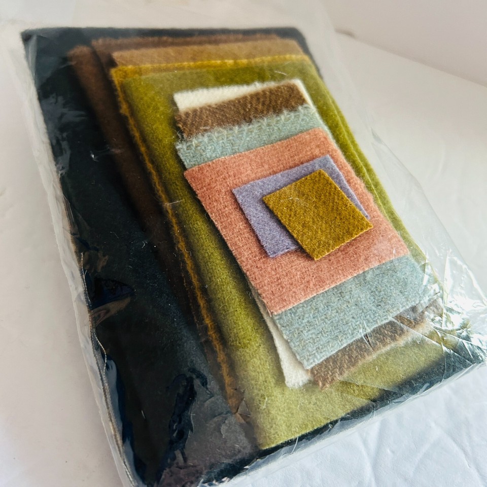 All Through The Night Berties Year April Bonnie Sullivan Quilt Kit 2013