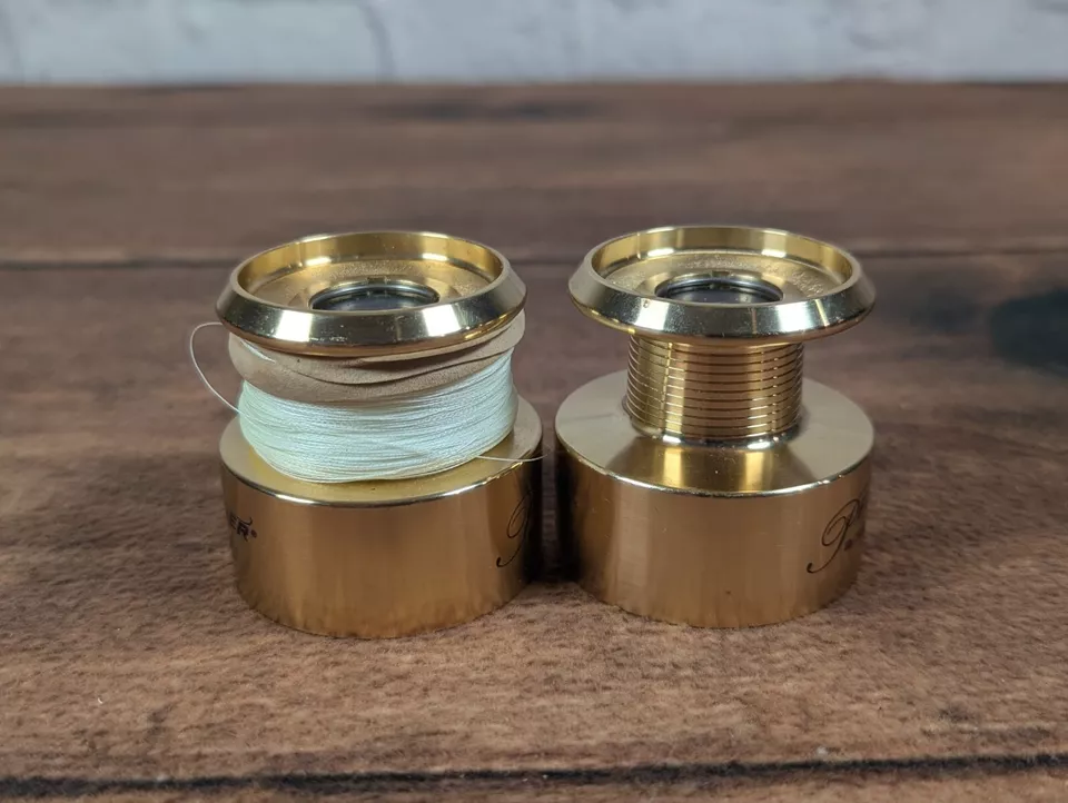 lot of 2 Pflueger Trion 4730 Spool Gear ratio 5.2:1 - Image 2 of 4