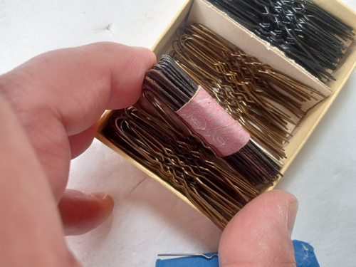 De Long Hair Pins U Shaped Full Box Black & Brown Bobby Pins c.1950 PHILADELPHIA - Picture 8 of 22
