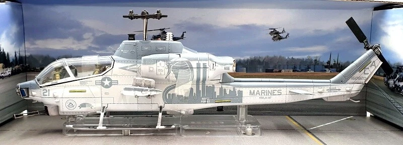 Forces Of Valor 1/48 Scale FOV-820004A-2 - USMC AH-1W Whiskey Cobra Helicopter - Image 2 of 4