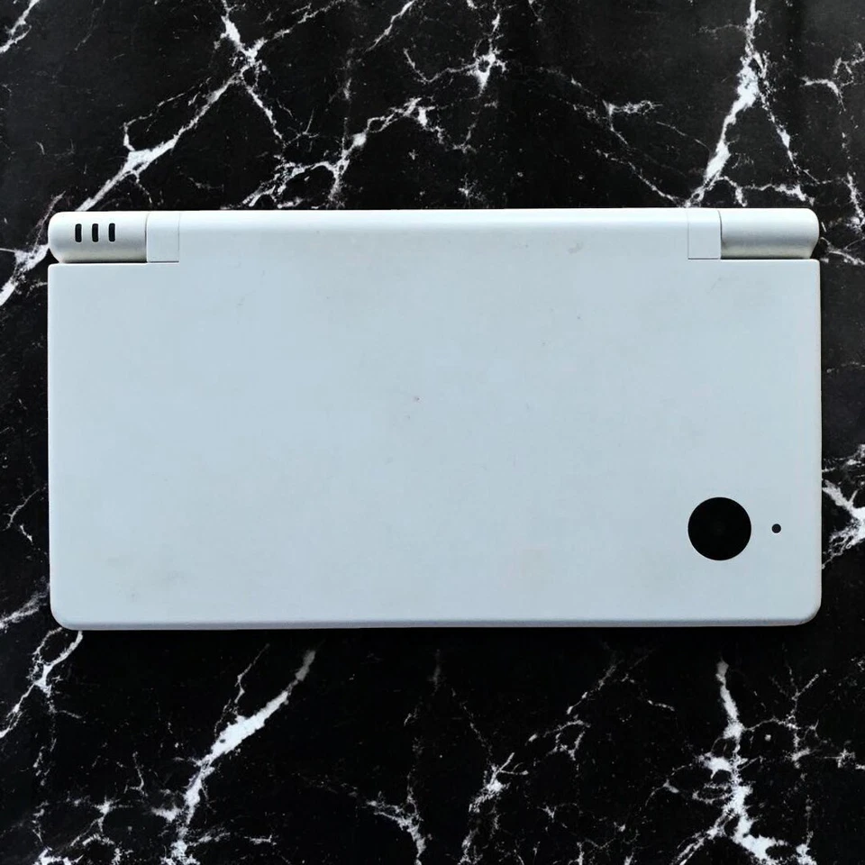 Nintendo DSi Console White Black Navy Blue Pink Yellow Red NTSC-J Japanese ver. - Image 2 of 4