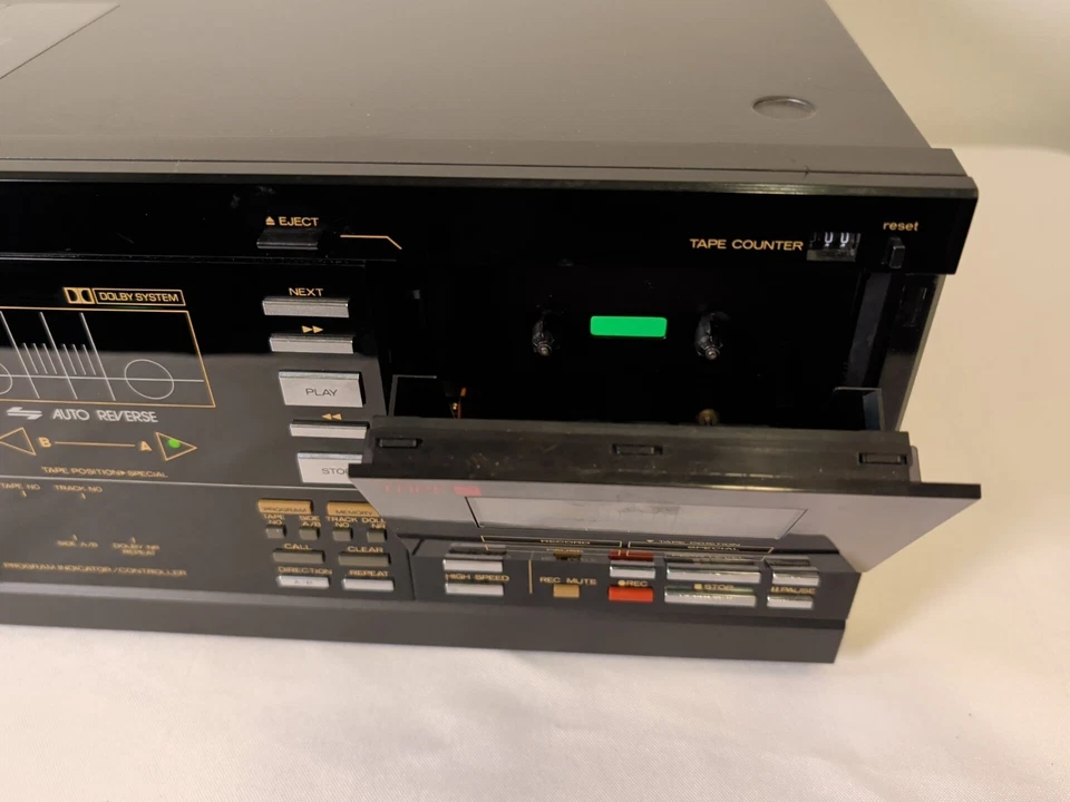 Cambiador automático Mitsubishi DT-156 7+1 doble cubierta de casete ¡Funciona perfectamente! Casi como nuevo Foto 4 de 4