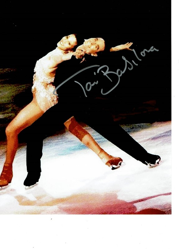 USA Skater Tai Babilonia autographed photo skating with Randy
