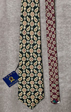 Vintage Tommy Hilfiger Mens Italian Silk Tie Paisley Crest USA Heritage Necktie