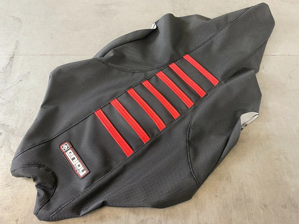 Cubierta de asiento Yamaha YFZ 450R 2009-2020 todo negro/rojo costillas agarre quad #201 Foto 2 de 4