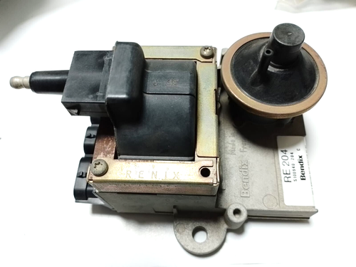 nos genuine Renault Super 5 1984-1988 5 Doors IGNITION COIL S100940204 BENDIX