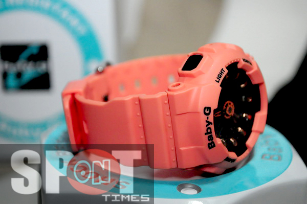 CASIO baby-G BA-111 防水 BA111-1A | BABY-G Women's Black with Hot Pink Watch | CASIO