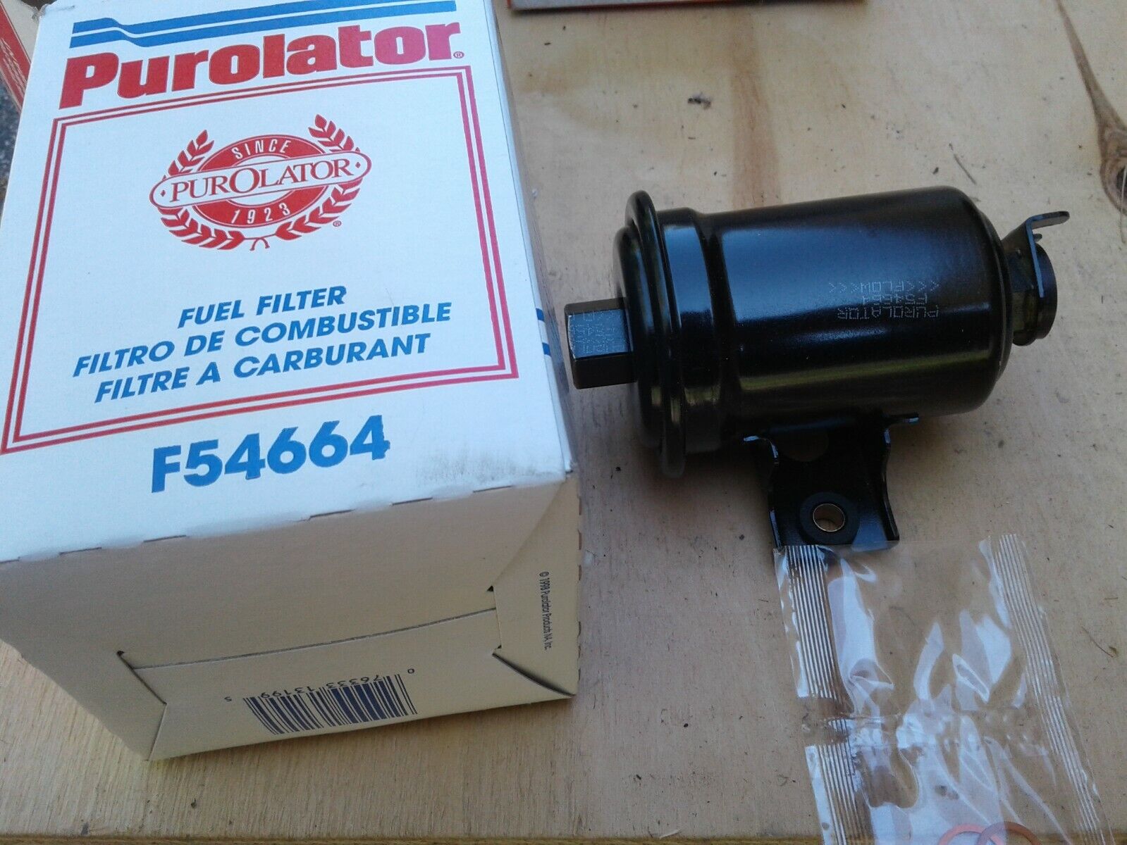 Purolator F54664 Fuel Filter ( ref: FIT40 , G6303 , G6674 , PG7612 , G7612 )