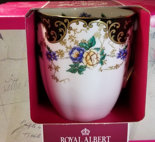 Royal Albert 100 Years 1910 DUCHESS MUG Boxed with tag # 27280917