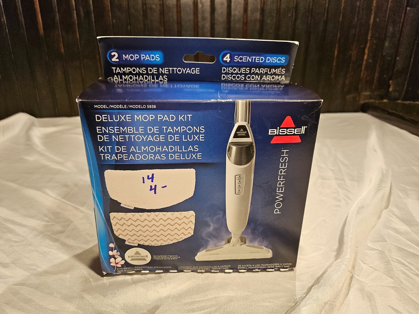 BISSELL PowerFresh Steam Mop Pads (2 pk) with Fragrance discs (4 ct