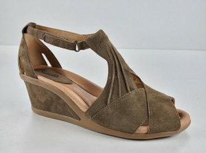 earth suede peep toe wedge