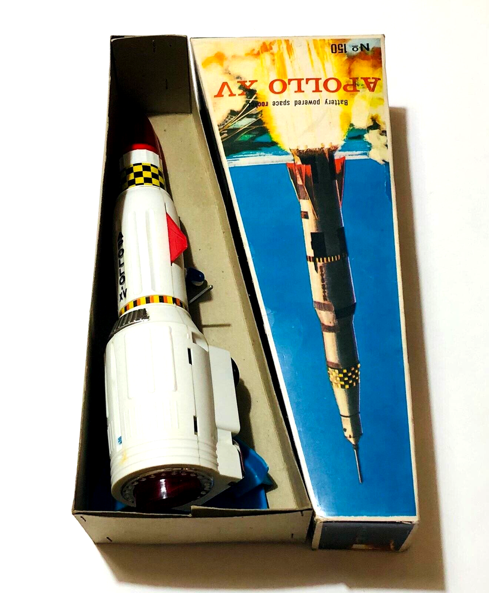VINTAGE LYRA No150 APOLLO XV SPACE ROCKET BATTERY OPERATED GREEK