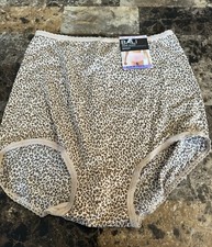 VINTAGE BALI SECOND SKIN SKIMP SKAMP BRIEF PANTY MEDIUM / 6  LEOPARD   NEW 