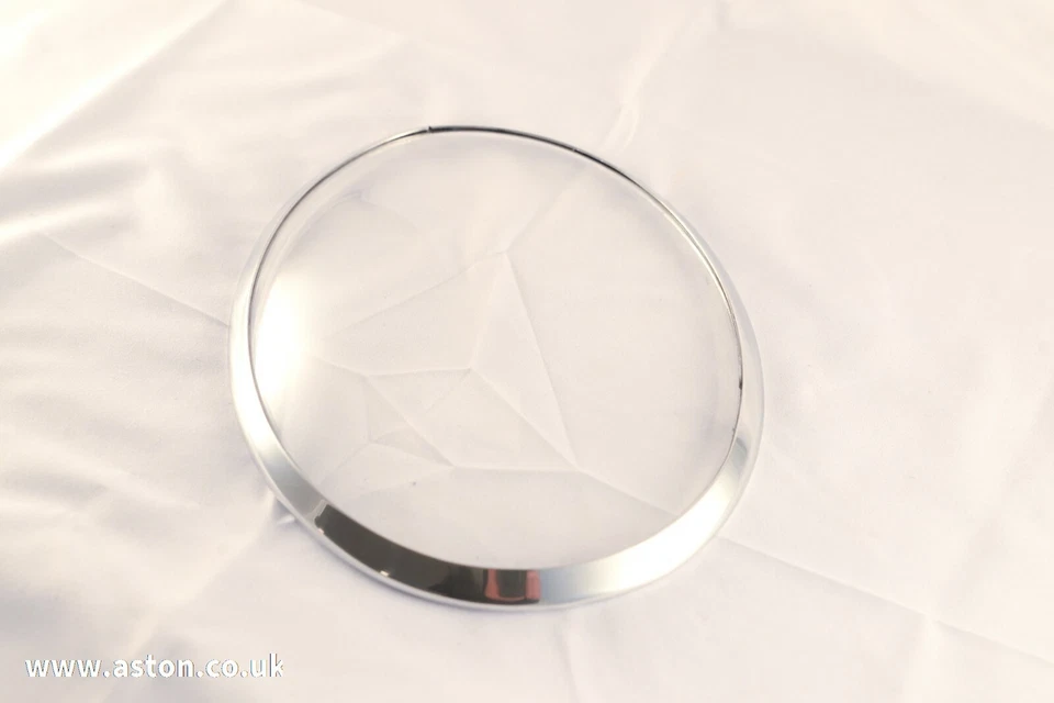 Conjunto de bisel de faros Aston Martin DB5 Perspex - ÚNICO Foto 2 de 4