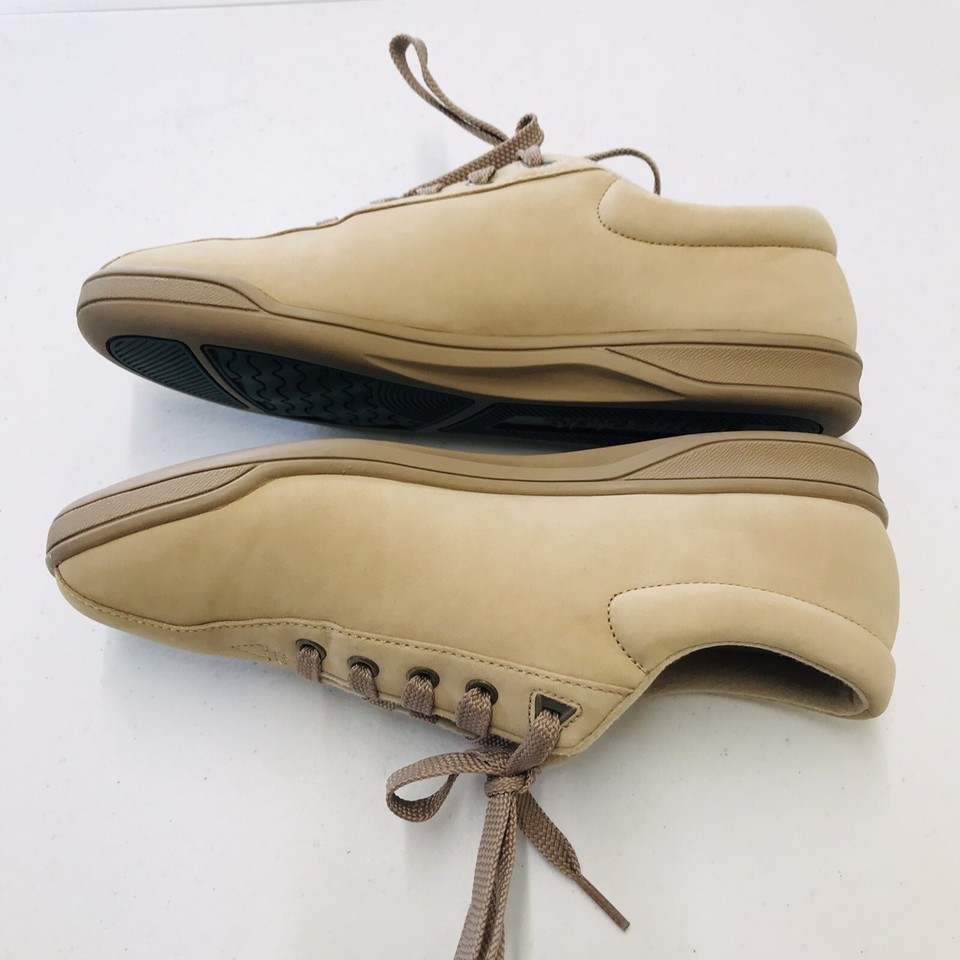 Easy Spirit Womens Casual Shoes Size 7 2A Nubuck Leather Light Brown