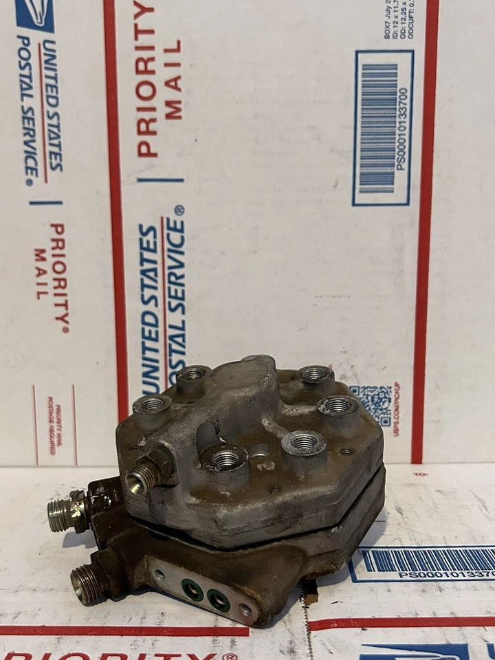 Mercedes R107 W126 560SL 560SEL 1985-1991 420SEL distribuidor de combustible 0438101018 Foto 3 de 4