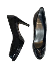 Stuart Weitzman Plainfield Peep Toe Pumps Shoes Sz 9 Blk Snake Embossed Leather