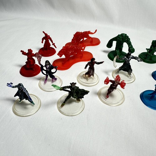 Magic Gathering: Arena of the Planeswalkers Replacement Squad/Hero Figure 21 pcs - Picture 2 of 22