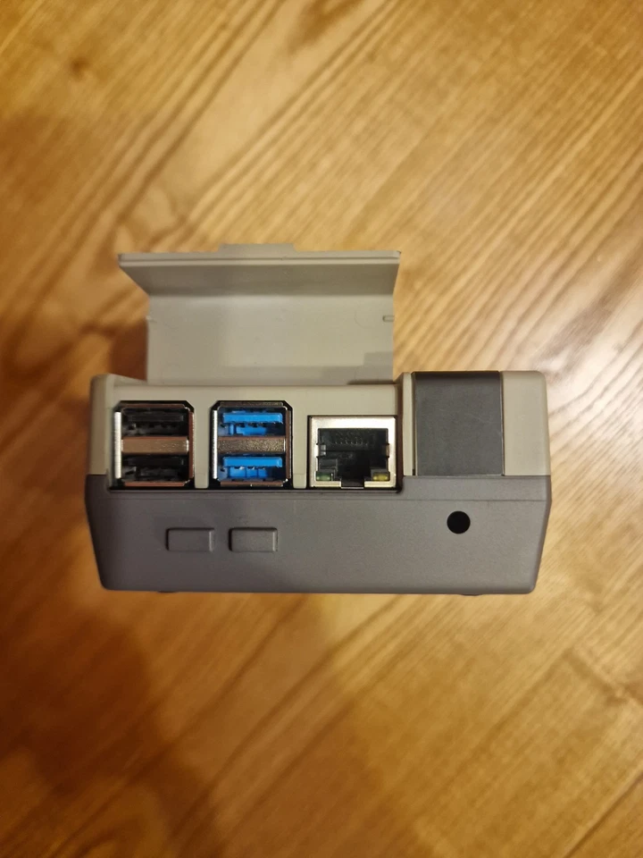 Raspberry Pi 4b ARCADE retro box with 128gb microSD. Fully configured. - Image 3 of 4