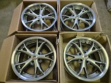 AEZ Zeus 2tlg Felgen 8x17 5x112 Audi 80 100 V8 Mercedes C E W124 VW T4 Alsatz 45 AEZ Zeus 2tlg Felgen 8x17 5x112 Audi 80 100 V8 Mercedes C E W124 VW T4 Alsatz 45