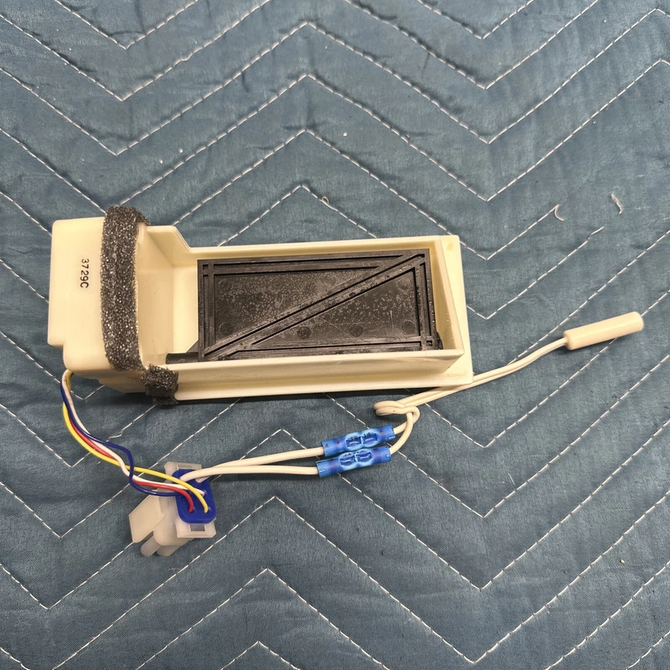 197D4494G001 NSBA001RA1 GE Refrigerator Damper - Image 3 of 4