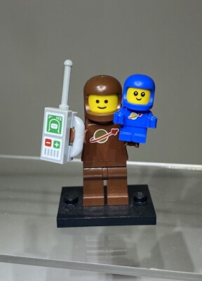 Lego Series 24 Collectible Minifigures 71037 Brown Astronaut w/ Spacebaby, NEW