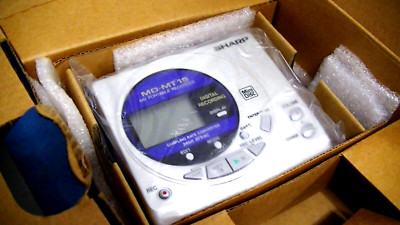Restored VINTAGE SHARP MINIDISC WALKMAN RECORDER MD-MT15,  Works very well