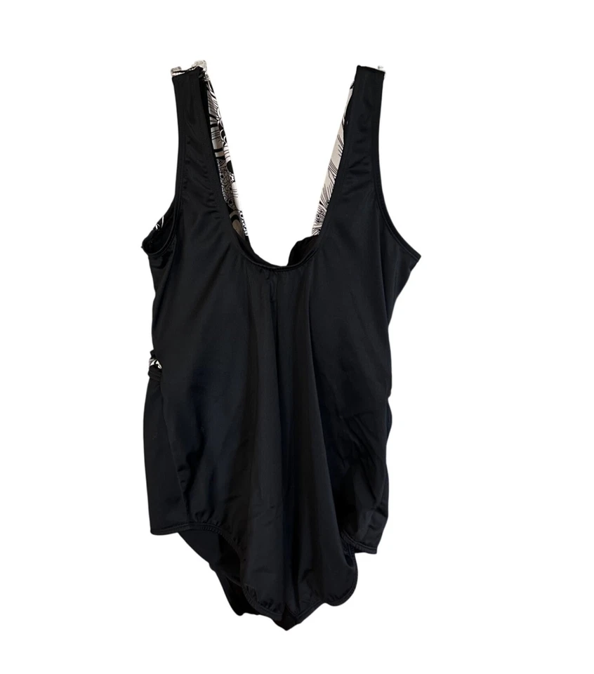 Longitude Floral One-Piece Swimsuit 20W With Padded Cups Full Coverage Swim - Image 2 of 4