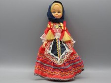 Poupée régionale 18 cm